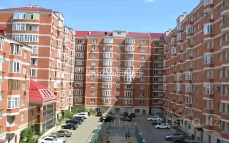 3-бөлмелі пәтер · 100 м² · 4/10 қабат, Микрорайон Авангард-2 11Б, бағасы: 41 млн ₸ в Атырау, мкр Авангард-2 — фото 2