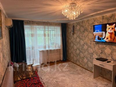 3-комнатная квартира · 58 м² · 5/5 этаж, мкр Новый Город, бухар жирау 75/2 за 20.5 млн ₸ в Караганде, Казыбек би р-н