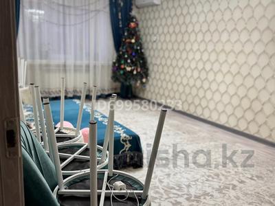 4-бөлмелі пәтер · 100 м² · 2/5 қабат, Каратобинский шоссе 36, бағасы: 30 млн ₸ в Шымкенте, Енбекшинский р-н