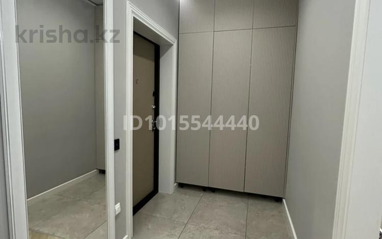 1-бөлмелі пәтер · 40 м² · 8/9 қабат, Хусейн Бен Талал 28 — УДП Больница, бағасы: 38 млн ₸ в Астане, Есильский р-н — фото 2