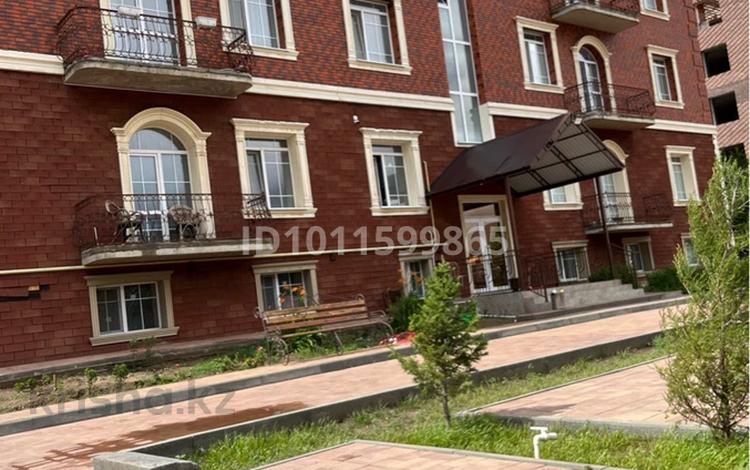 2-комнатная квартира · 65 м² · 2/4 этаж, Саздинское лесничество — Ул.Г.Жубановой / пр-т Санкибай бат. за 35 млн ₸ в Актобе — фото 2