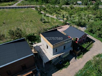 Жеке үй · 4 бөлме · 200 м² · 4.2 сот., Аманжолова — Объездная дорога на Ак-булак, бағасы: 55 млн ₸ в Алматинской обл., Талгарский р-н
