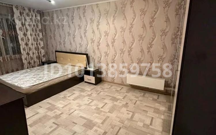 3-комнатная квартира · 60 м² · 4/5 этаж, Радастовца 45 за 350 000 ₸ в Алматы, Алмалинский р-н — фото 2
