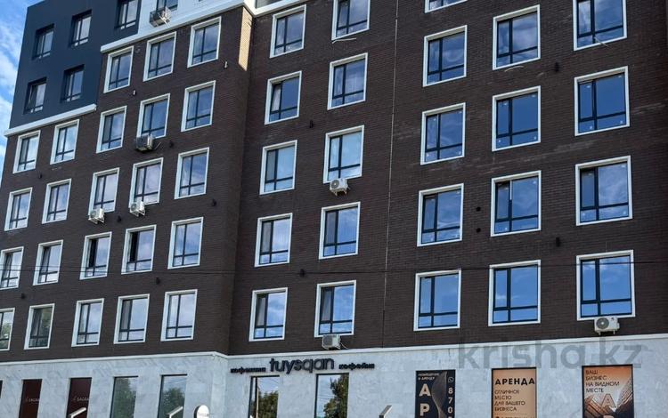 4-комнатная квартира · 170 м² · 3/6 этаж, МАМЕТОВА 44 за 60 млн ₸ в Уральске — фото 2