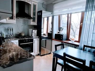 3-комнатная квартира · 70 м² · 3/5 этаж, мкр Коктем-1, Римского Корсакова — Бухар Жирау ЕСТЬ ТОРГ за 84.5 млн 〒 в Алматы, Бостандыкский р-н