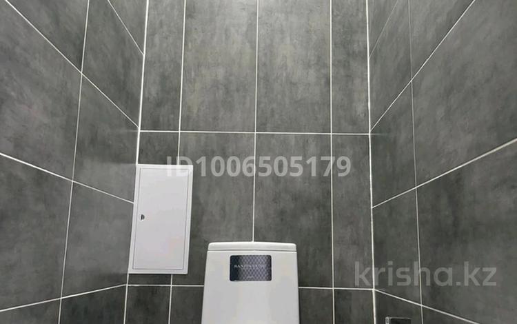 2-бөлмелі пәтер · 86 м² · 5/5 қабат, мкр Кадыра Мырза-Али — ТРК Орал, бағасы: 35 млн ₸ в Уральске — фото 10
