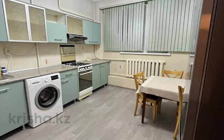 3-бөлмелі пәтер · 75 м² · 6/9 қабат, Ақсай-4 ш/а. 22, бағасы: 330 000 ₸ в Алматы, Ауэзовский р-н — фото 2