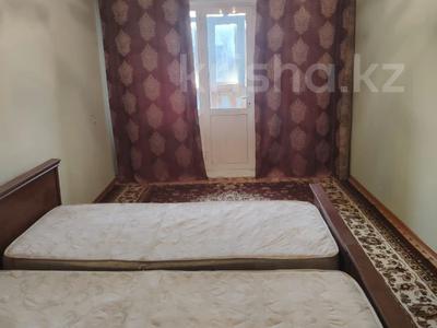 1-комнатная квартира, 30 м², 5/5 этаж помесячно, Абдыразакова за 85 000 〒 в Шымкенте, Аль-Фарабийский р-н