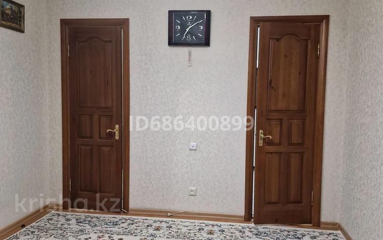 4-бөлмелі пәтер · 138 м² · 5/5 қабат, Нурсултана Назарбаева 235/1 — Памятника Маншук Маметовой, бағасы: 34 млн ₸ в Уральске — фото 3