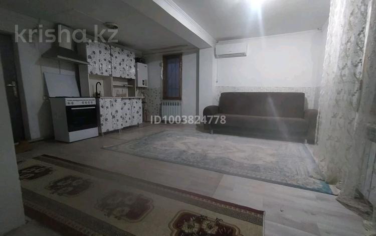 Жеке үй · 3 бөлме · 75 м², мкр Северо-Запад — Алтын арық, бағасы: 15 000 ₸ в Шымкенте, Абайский р-н — фото 2