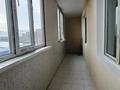 3-комнатная квартира, 94 м², 7/9 этаж помесячно, мкр Акбулак 5 за 250 000 〒 в Алматы, Алатауский р-н — фото 5