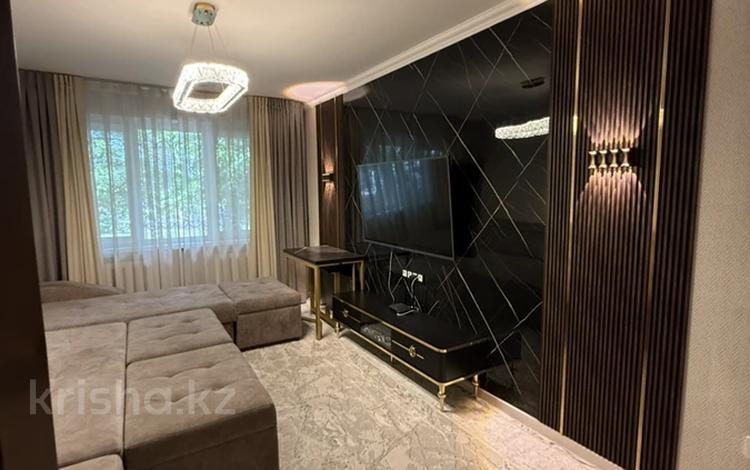 3-бөлмелі пәтер · 59 м² · 1/4 қабат, 2-й мкр. 24, бағасы: 34.8 млн ₸ в Алматы, Ауэзовский р-н — фото 2