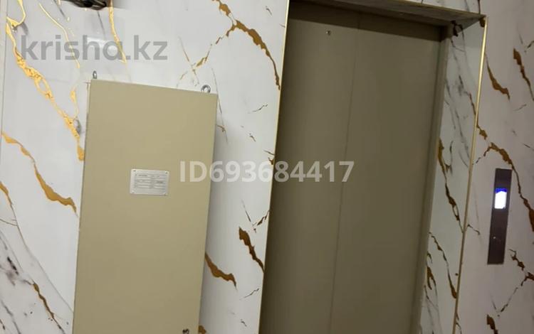 2-бөлмелі пәтер · 65 м², 35-мкр, 35-ш/а. 8, бағасы: 15.5 млн ₸ в Актау — фото 22
