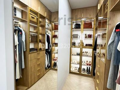 3-комнатная квартира · 110 м² · 2/12 этаж, мкр Алмагуль — Жарокова Си-синхая за 125 млн ₸ в Алматы, Бостандыкский р-н