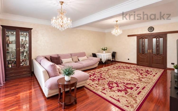 3-комнатная квартира · 120 м² · 17/19 этаж, Муканова 241 — Шевченко за 101 млн ₸ в Алматы, Алмалинский р-н — фото 38