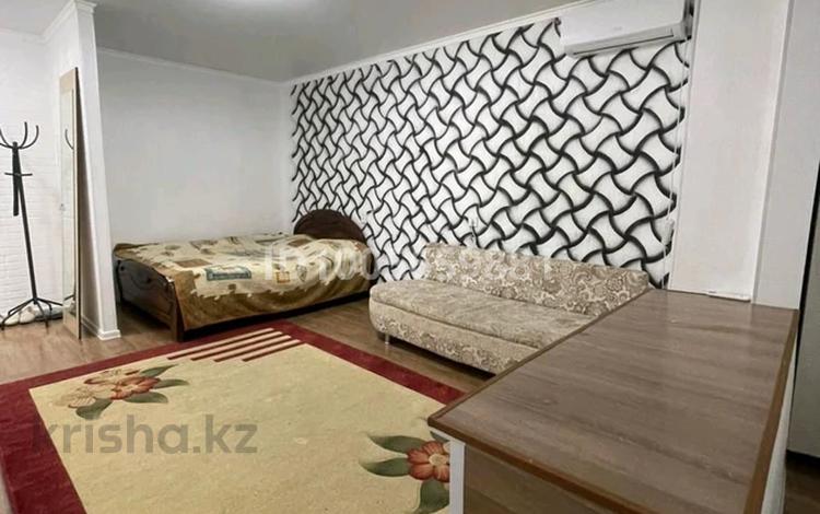 1-комнатная квартира · 42 м² · 4 этаж, 22-й мкр 30 — 8- микрорайон за 1 000 ₸ в Актау — фото 2