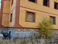Жеке үй · 6 бөлме · 260 м² · 10 сот., мкр Городской Аэропорт, Кабжанова 81 — Элитный район Вторая улица по взлетке. дом недостроенный, облицован кирпичем,дом большой, через дорогу Глобал. отвечаю только на звонки, бағасы: 200 млн ₸ в Караганде, Казыбек би р-н — фото 11