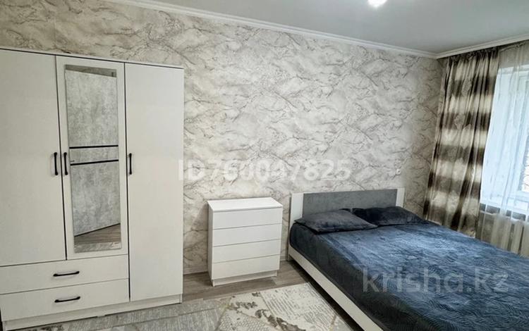 2-бөлмелі пәтер · 52 м² · 1/9 қабат, Ауэзова 4/1 — Стрелка, бағасы: 2 500 ₸ в Усть-Каменогорске — фото 16