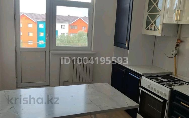 2-бөлмелі пәтер · 79 м² · 5 қабат, Ұлы дала 104 дом, бағасы: 110 000 ₸ в Таразе — фото 2