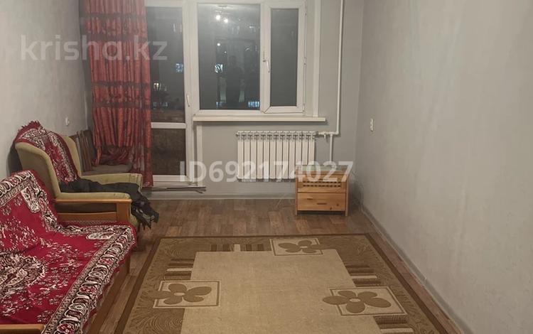 2-комнатная квартира, 46 м², 3/5 этаж помесячно, Майкудук, Мкр Восток-2 12 — Возле ресторан миллион