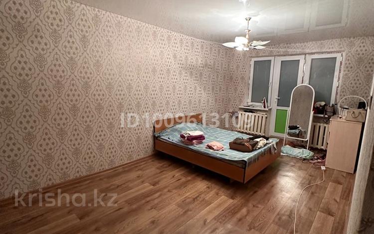 2-бөлмелі пәтер · 45 м² · 5/5 қабат, Сатпаева 10, бағасы: 10 млн ₸ в Таразе — фото 2