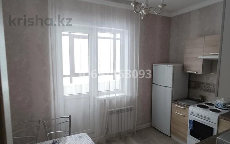 1-комнатная квартира, 40 м², 6/9 этаж помесячно, Кабанбай батыра 29/2