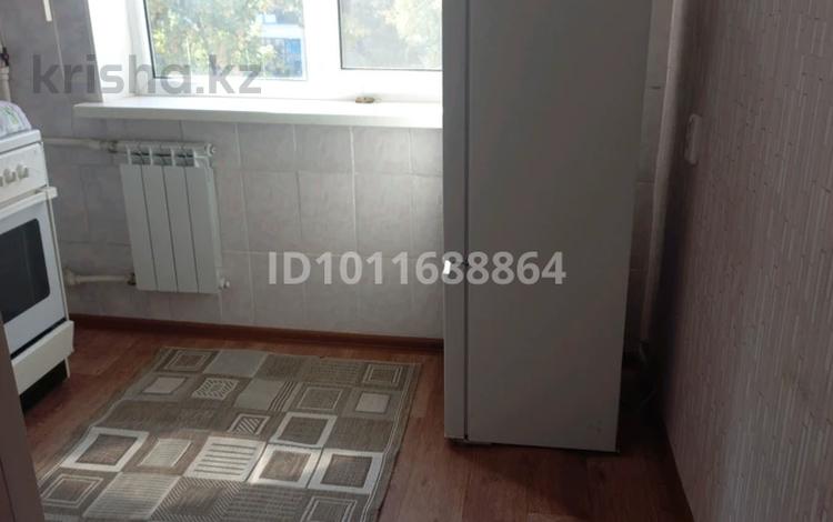 1-комнатная квартира · 45 м² · 2/5 этаж, мкр Акбулак 29 за 90 000 〒 в Таразе — фото 9
