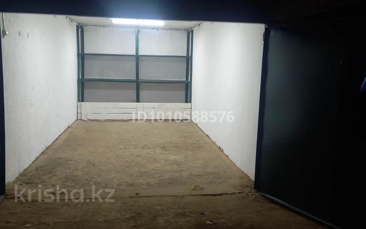 Гараж · 18 м² · мкр Мамыр-7 8г — Абая/Момыш-улы за 50 000 〒 в Алматы, Ауэзовский р-н — фото 2