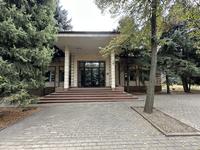 Свободное назначение, офисы, магазины и бутики, склады, общепит, бани, гостиницы и зоны отдыха, медцентры и аптеки, образование, развлечения, конференц-залы, кабинеты и рабочие места, студии · 600 м² за 6 млн ₸ в Алматы, Алмалинский р-н
