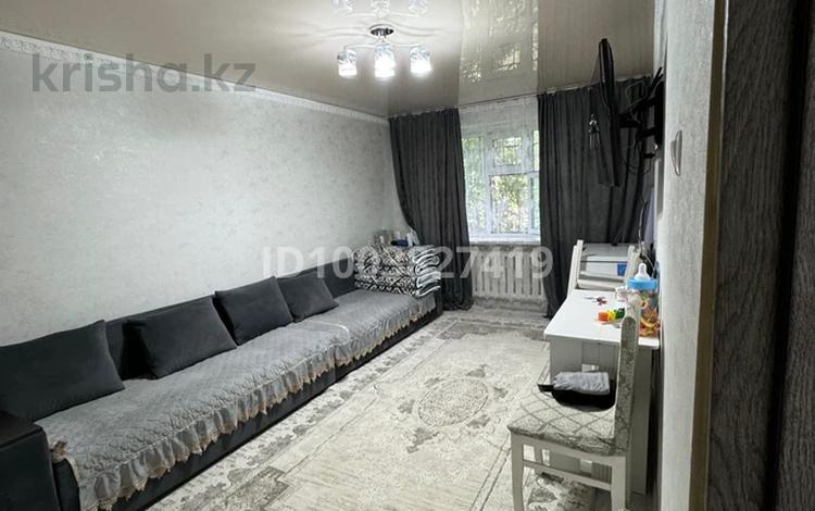 2-бөлмелі пәтер · 43.8 м² · 1/5 қабат, Майкудук, 16й микрорайон 18, бағасы: 10.5 млн ₸ в Караганде, Алихана Бокейханова р-н — фото 2