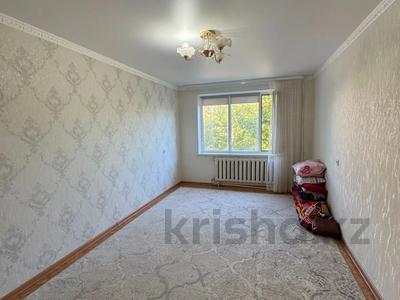 2-бөлмелі пәтер · 53.8 м² · 3/5 қабат, 2 ш/а., бр жубанова, бағасы: 16 млн ₸ в Актобе, мкр 8