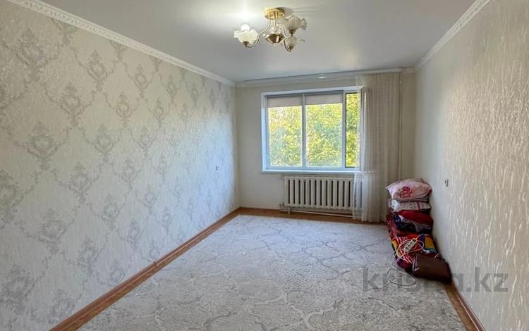 2-бөлмелі пәтер · 53.8 м² · 3/5 қабат, 2 ш/а., бр жубанова, бағасы: 16 млн ₸ в Актобе, мкр 8 — фото 2