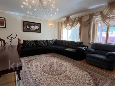 Отдельный дом · 6 комнат · 237 м² · 8.6 сот., Байганина за 80 млн 〒 в Актобе, мкр. Курмыш