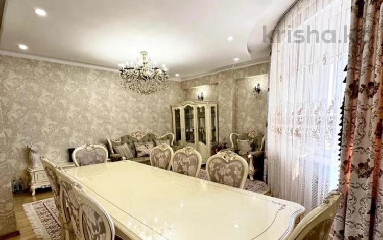 4-комнатная квартира · 186 м² · 10/18 этаж, Республики 3/2 — Рамстор за 1.5 млн ₸ в Астане, р-н Байконур — фото 2