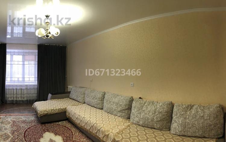 2-комнатная квартира, 57 м², 2/3 этаж, Мира 14 за 12 млн 〒 в Усть-Каменогорске — фото 11