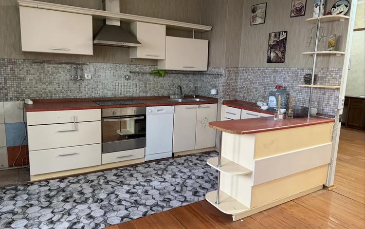 3-бөлмелі пәтер · 115 м² · 11/25 қабат, Абиша Кекилбайулы 270, бағасы: 83 млн ₸ в Алматы, Бостандыкский р-н — фото 2