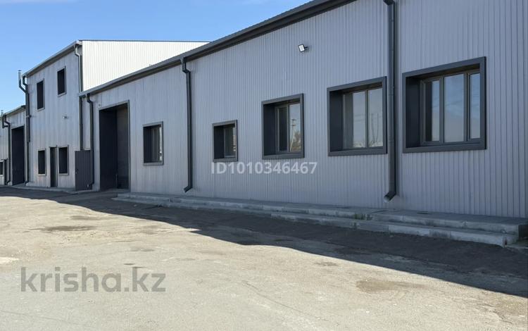 Офисы, магазины и бутики, склады · 2565 м² за 3 000 ₸ в Костанае — фото 97