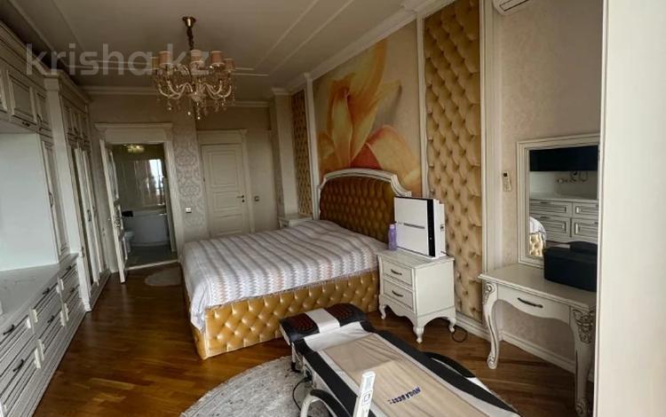 4-комнатная квартира · 220 м² · 2/9 этаж, проспект Кунаева, 65, кв 1 за 115 млн ₸ в Шымкенте — фото 28