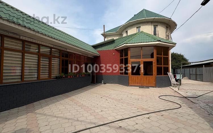 Отдельный дом · 8 комнат · 400 м², мкр Нуршашкан (Колхозши) за 118 млн ₸ в Алматы, Турксибский р-н — фото 2