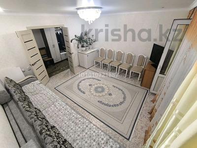 4-комнатная квартира · 92 м² · 3/9 этаж, Майкудук, Майкудук, мкр Голубые пруды 12 — Для БОЛЬШОЙ СЕМЬИ!! за 32 млн ₸ в Караганде, Алихана Бокейханова р-н