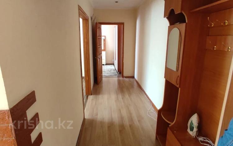 2-бөлмелі пәтер · 55 м² · 4/9 қабат, Самал-2 ш/а. 53, бағасы: 330 000 ₸ в Алматы, Медеуский р-н — фото 9