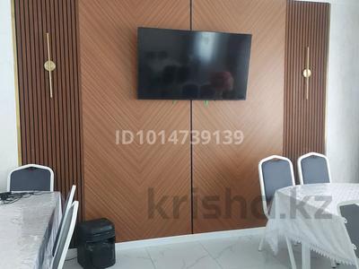 3-комнатная квартира · 60 м² · 1/1 этаж, Шевченко 142 А 1 — Находиться возле сельхоуниверситета казгтк, муз.кол. Акана Сері за 40 000 ₸ в Кокшетау
