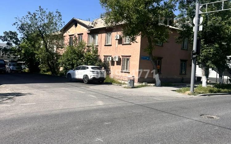 3-комнатная квартира · 59.6 м² · 1/2 этаж, ул. Акназар хана 60 за 17 млн ₸ в Шымкенте, Енбекшинский р-н — фото 2