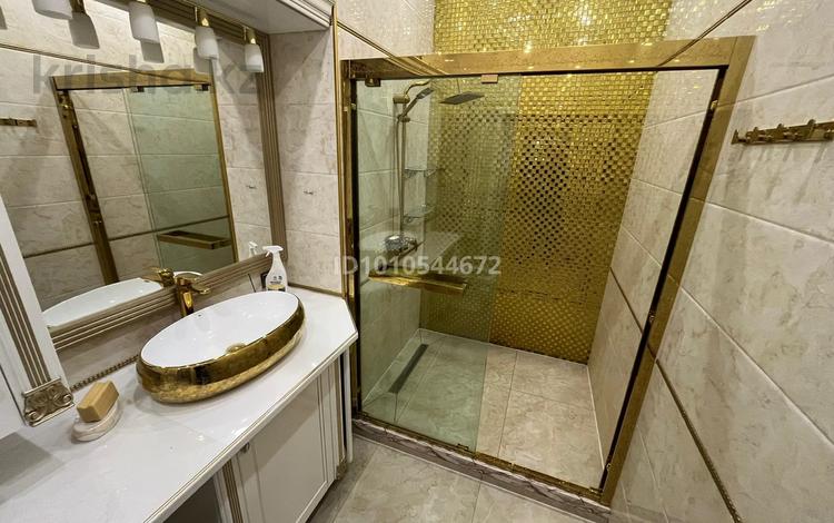 4-бөлмелі пәтер · 170 м² · 9/14 қабат, 16-ш/а. 67, бағасы: 50 млн ₸ в Актау, 16-й мкр  — фото 16