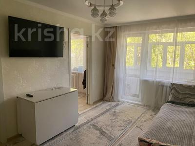 3-бөлмелі пәтер · 49 м² · 3/5 қабат, Строителей — Сатыбалдина, бағасы: 20 млн ₸ в Караганде, Казыбек би р-н