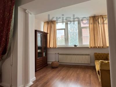 3-комнатная квартира · 181.7 м² · 2/7 этаж, проспект Алии Молдагуловой за 68 млн 〒 в Актобе