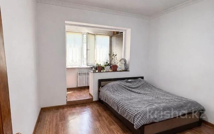 1-бөлмелі пәтер · 35 м² · 2/5 қабат, мкр Аксай-2, бағасы: 23.5 млн ₸ в Алматы, Ауэзовский р-н — фото 2