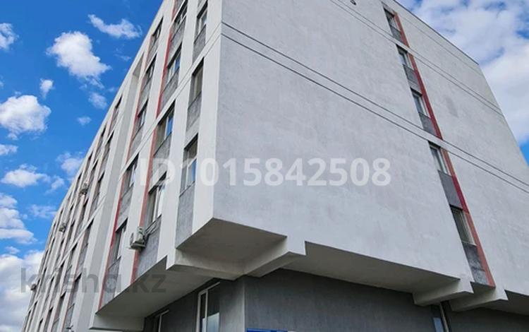 2-комнатная квартира · 42.5 м² · 1/5 этаж, Сулуколь 16 — ул. 12-95, д. 8 за 19.6 млн ₸ в Астане, р-н Байконур — фото 2