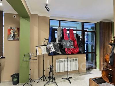 Свободное назначение, офисы, магазины и бутики, склады · 47.5 м² за 23 млн 〒 в Астане, Нура р-н