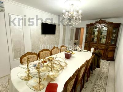 2-бөлмелі пәтер · 55 м² · 4/5 қабат, Мкр. Шугыла 31, бағасы: 13.5 млн 〒 в 